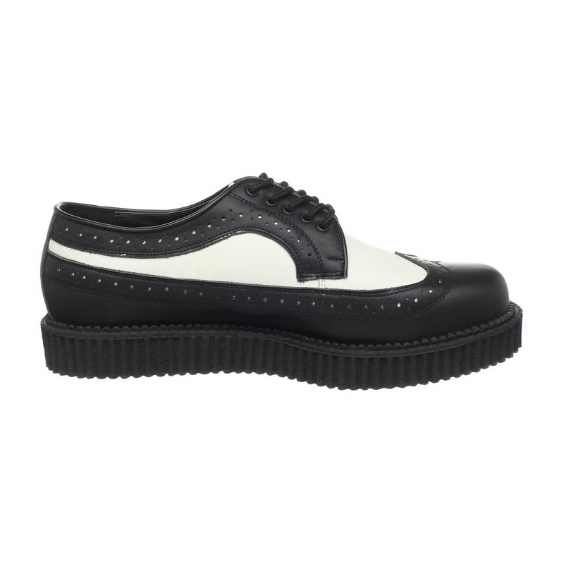 chaussure noire et blanche