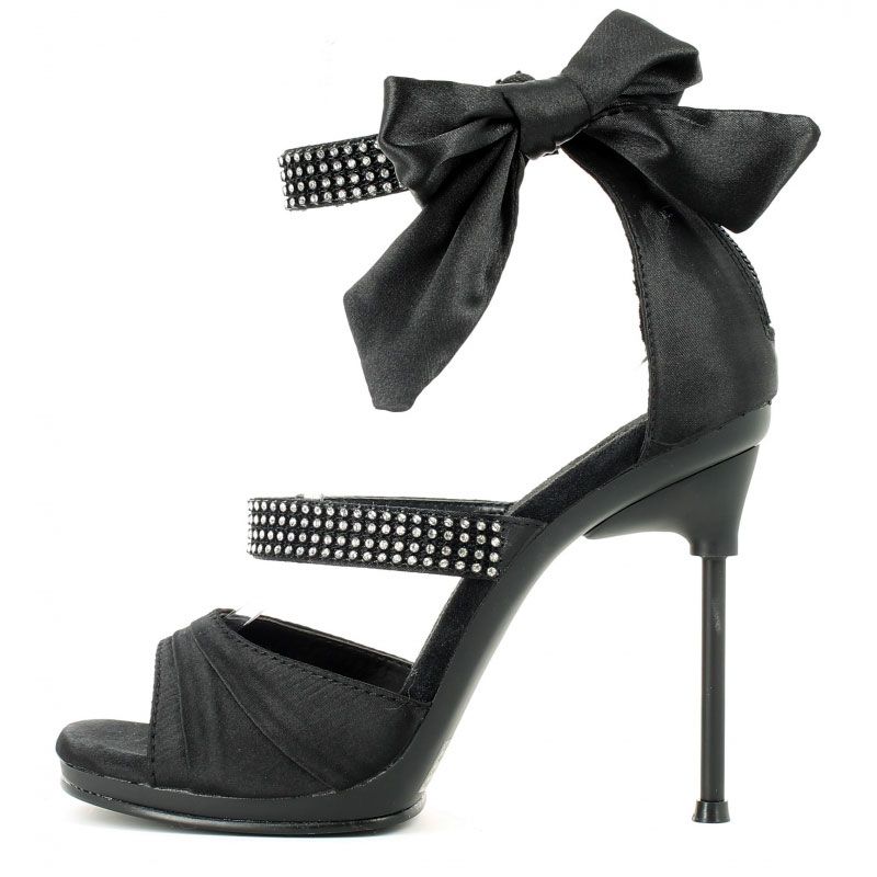 chaussure talon metallique