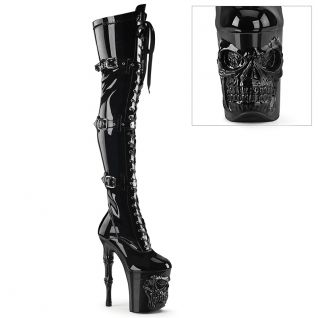 Bottes gothiques cuissardes noires vernies à talons hauts 20cm et plateformes 10cm, ornées de lacets, boucles, sangles