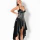 Corset serre-taille en vinyle noir avec laçage argenté.