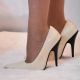 Chaussures érotiques Hussy latex blanc bout pointu.