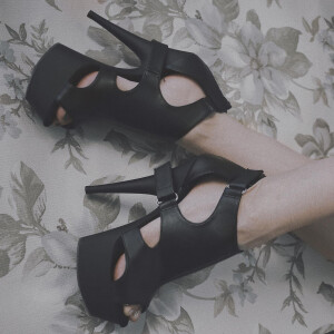 sandale bottine adore